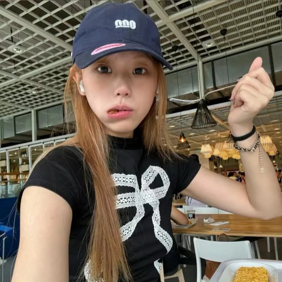 姐妹衰到爆